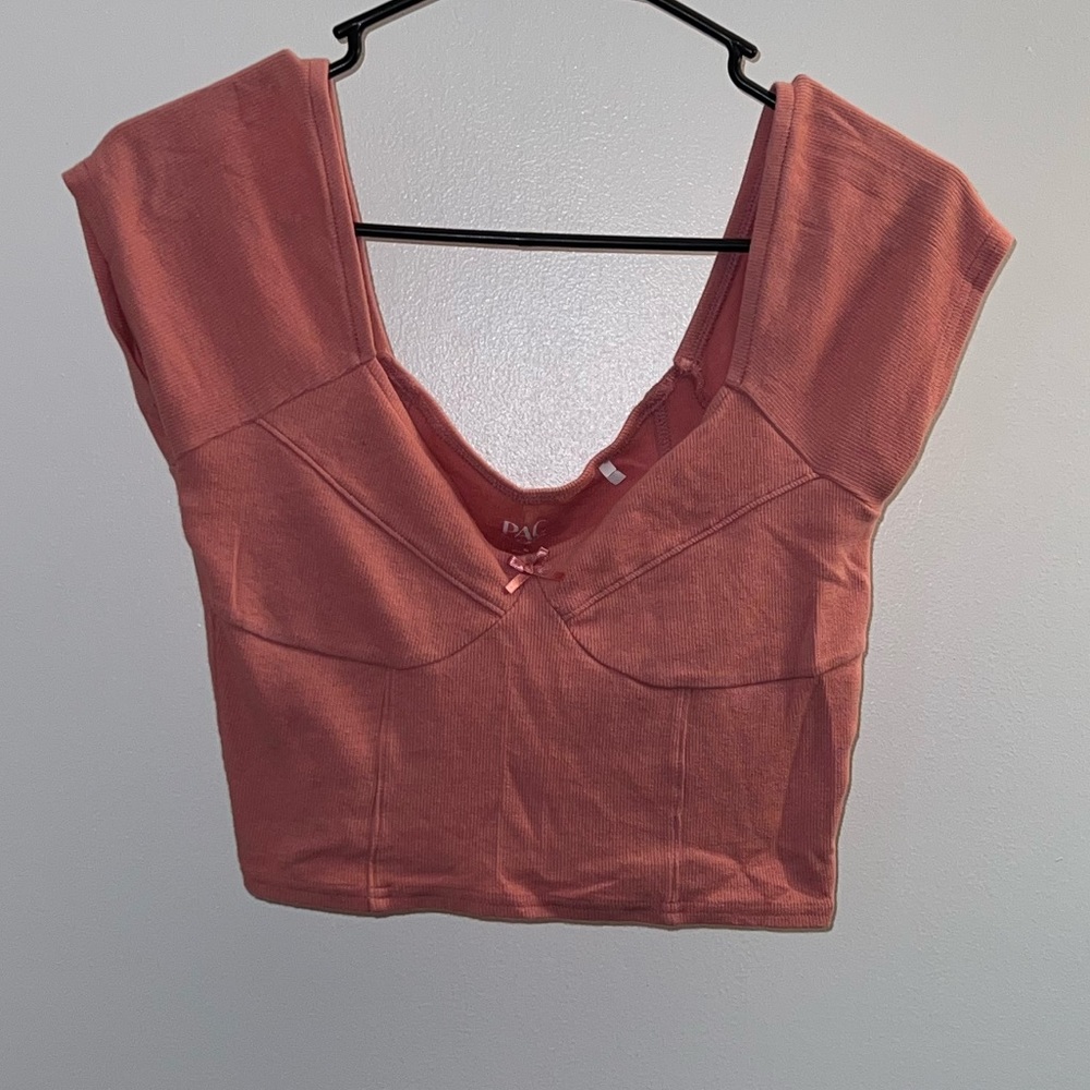 Pink/salmon colored crop top from Pac Sun. Size medium